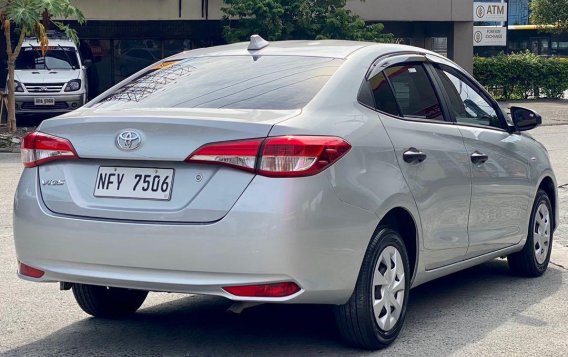 Selling Silver Toyota Vios 2020 in Makati-8