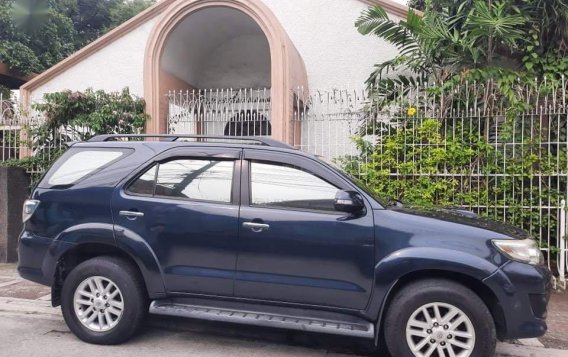 Grey Toyota Fortuner 2013 for sale in Manila-4