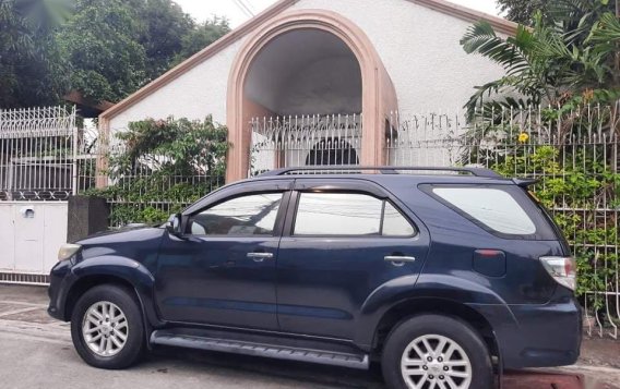 Grey Toyota Fortuner 2013 for sale in Manila-1