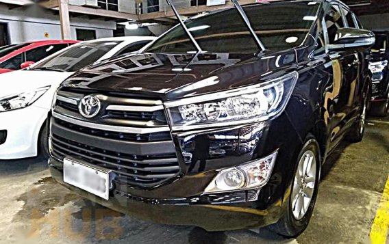 Selling Black Toyota Innova 2018 in Quezon