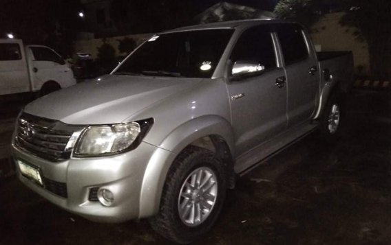 Selling Silver Toyota Hilux 2011 in Quezon City