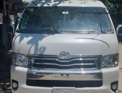 Silver Toyota Hi-Ace Super Grandia 2018 for sale in Automatic