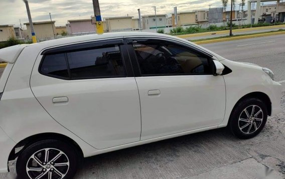 Pearl White Toyota Wigo 2021 for sale in Manila-4
