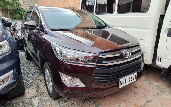 Selling Red Toyota Innova 2021 in Quezon