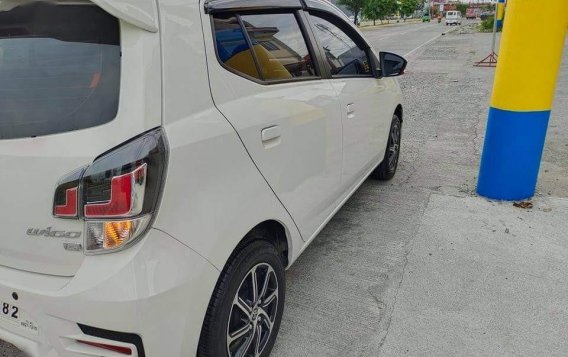 Pearl White Toyota Wigo 2021 for sale in Manila-5