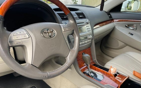 White Toyota Camry 2011 for sale in Automatic-2