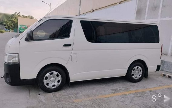 Sell White 2016 Toyota Hiace in Silang-1