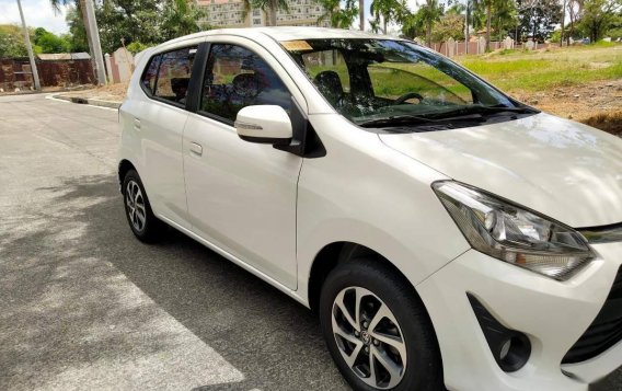 Selling White Toyota Wigo 2018 in Quezon-2