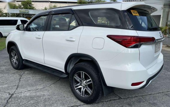 White Toyota Fortuner 2018 for sale in Manual-5