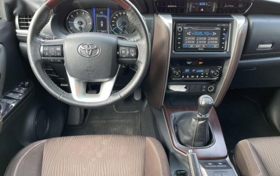 White Toyota Fortuner 2018 for sale in Manual-2
