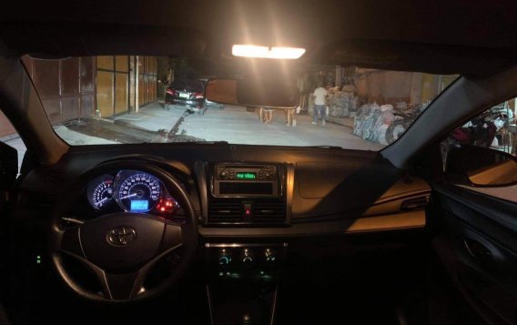 Selling Silver Toyota Vios 2015 in Manila-4