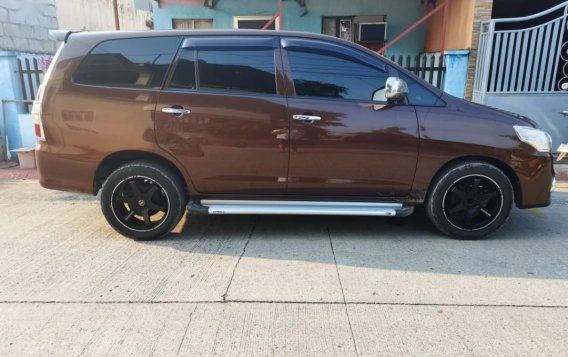 Selling Brown Toyota Innova 2015 in Manila