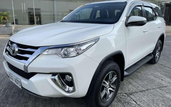 White Toyota Fortuner 2018 for sale in Manual