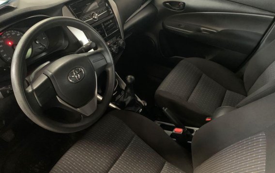 Selling Grey Toyota Vios 2019 in Quezon-4