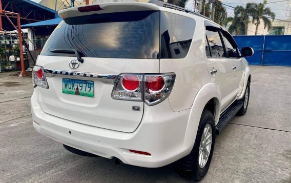 White Toyota Fortuner 2014 for sale in Manila-4