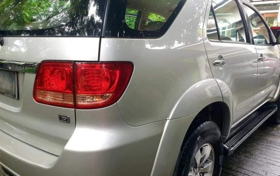 Silver Toyota Fortuner 2009 for sale in Antipolo-5