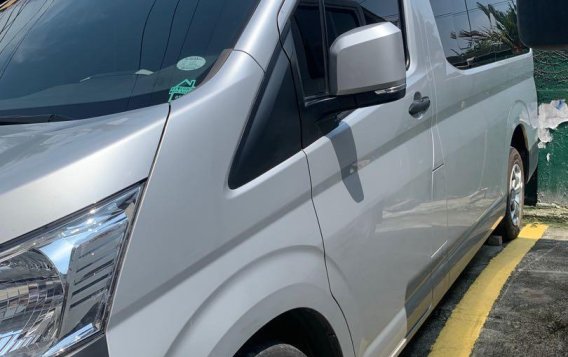 Selling Silver Toyota Hiace 2020 in Taguig-1