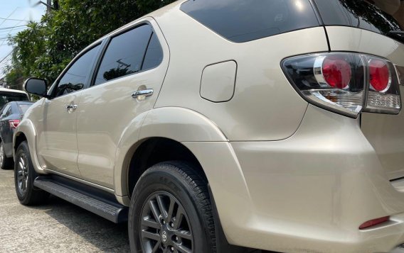 Selling Toyota Fortuner 2015 in Manila-3