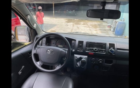 Silver Toyota Hiace 2019 for sale in Makati-7