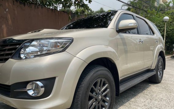Selling Toyota Fortuner 2015 in Manila-2