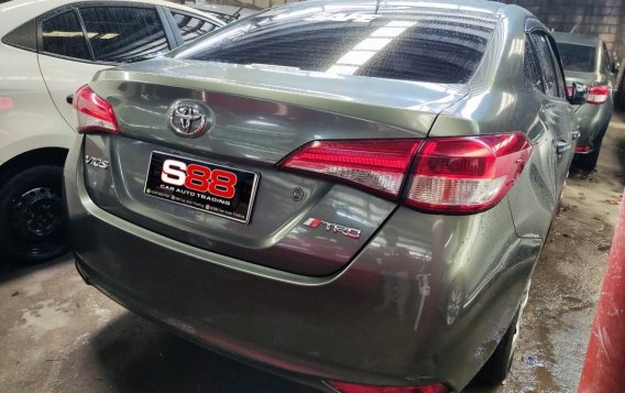 Selling Silver Toyota Vios 2019 in Quezon-3