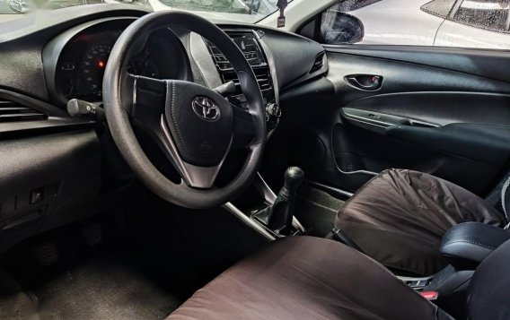 Selling Silver Toyota Vios 2019 in Quezon-1