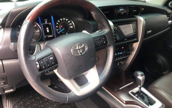 Selling Black Toyota Fortuner 2018 in Taguig-5