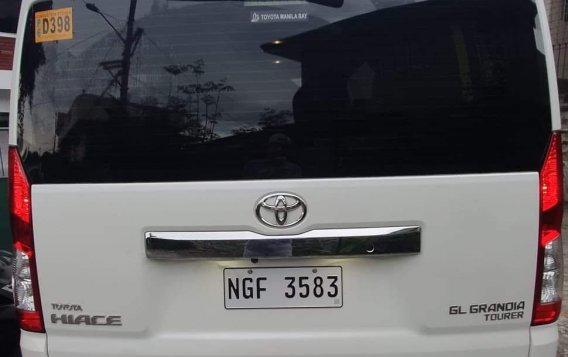Pearl White Toyota Grandia 2020 for sale in Pasay-3