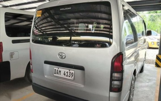 Selling Silver Toyota Hiace 2019 in Quezon-5