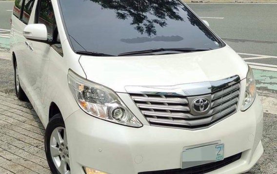 Pearl White Toyota Alphard 2012 for sale in Quezon-2