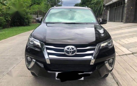 Selling Black Toyota Fortuner 2018 in Taguig-4