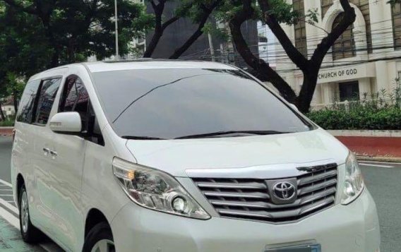 Pearl White Toyota Alphard 2012 for sale in Quezon-1