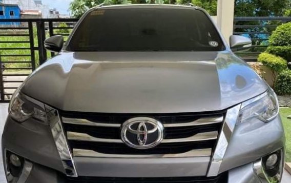 Pearl White Toyota Fortuner 2017 for sale in Malabon