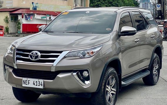 Silver Toyota Fortuner 2020 for sale in Makati-1