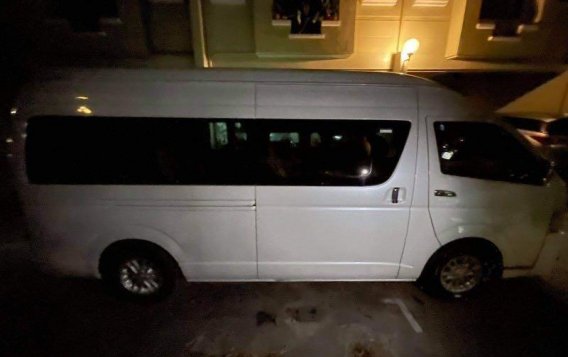 Sell Pearl White 2019 Toyota Hiace Super Grandia in San Juan-7