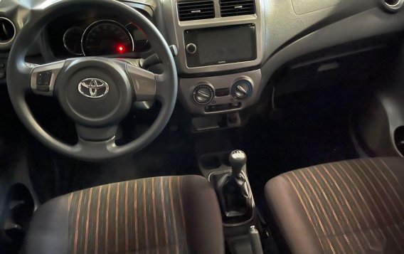 Selling White Toyota Wigo 2020 in Quezon-3