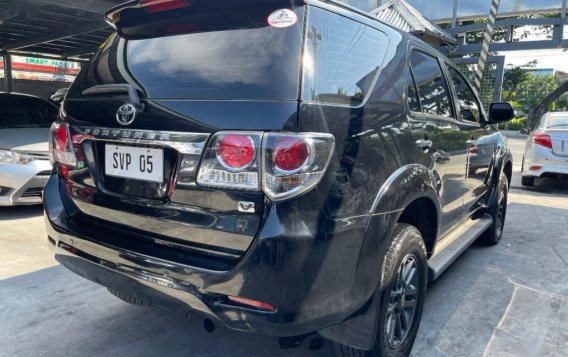 Black Toyota Fortuner 2015 for sale in Las Pinas-4