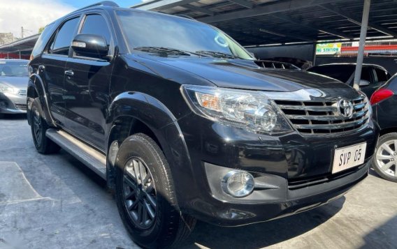 Black Toyota Fortuner 2015 for sale in Las Pinas-2