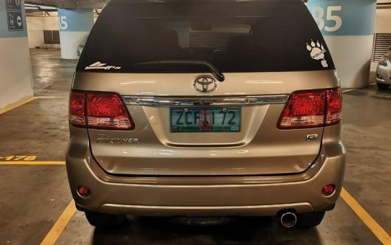  Grey Toyota Fortuner 2005 for sale in Pateros-4