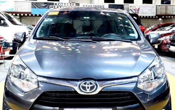 Selling Grey Toyota Wigo 2019 in Marikina-4