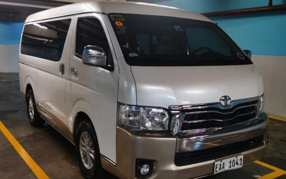 Pearl White Toyota Hiace Super Grandia 2016 for sale in Pateros