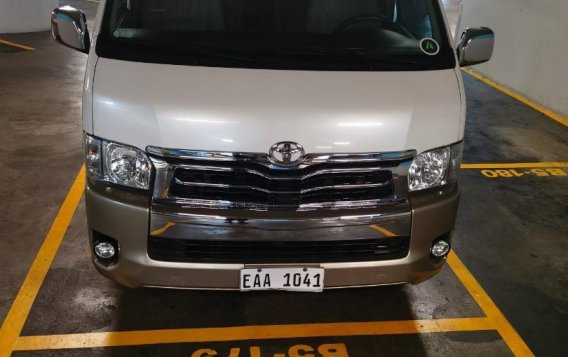 Pearl White Toyota Hiace Super Grandia 2016 for sale in Pateros-1