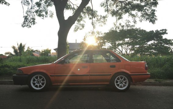 Selling Orange Toyota Corolla 1989 in Dasmariñas-2