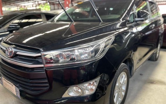 Selling Black Toyota Innova 2019 in Quezon