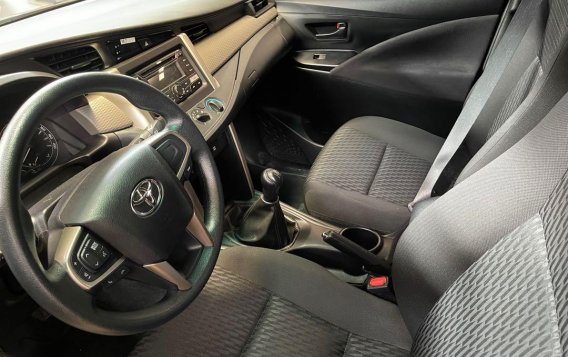 Selling Black Toyota Innova 2019 in Quezon-7