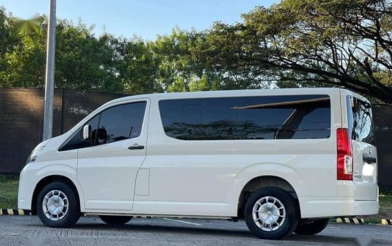 White Toyota Hiace 2020 for sale in Las Piñas-4