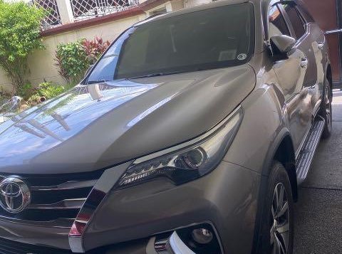 Selling Silver Toyota Fortuner 2017 in Quezon-1