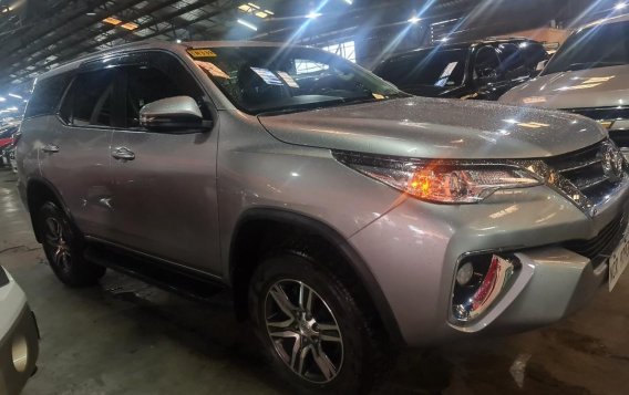 Silver Toyota Fortuner 2018 for sale in Pasig-1