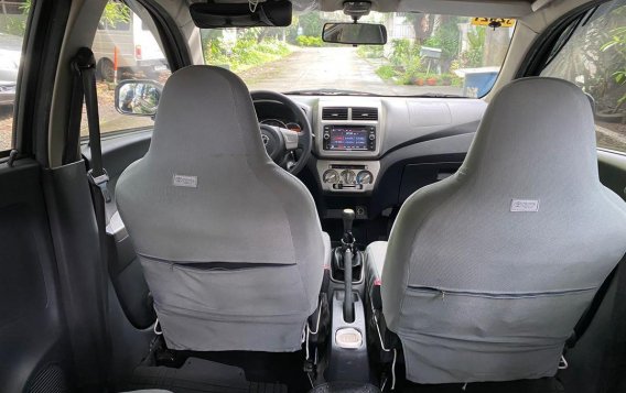 Selling Black Toyota Wigo 2015 in Quezon-4