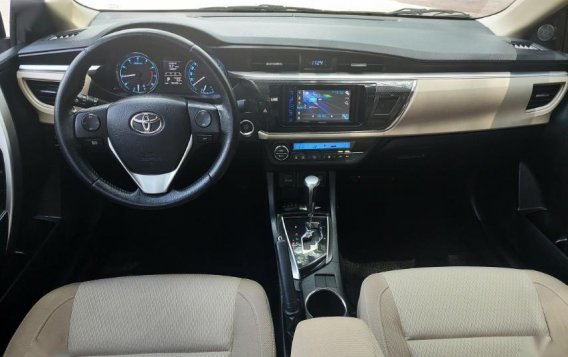 Grey Toyota Corolla Altis 2014 for sale in Automatic-7